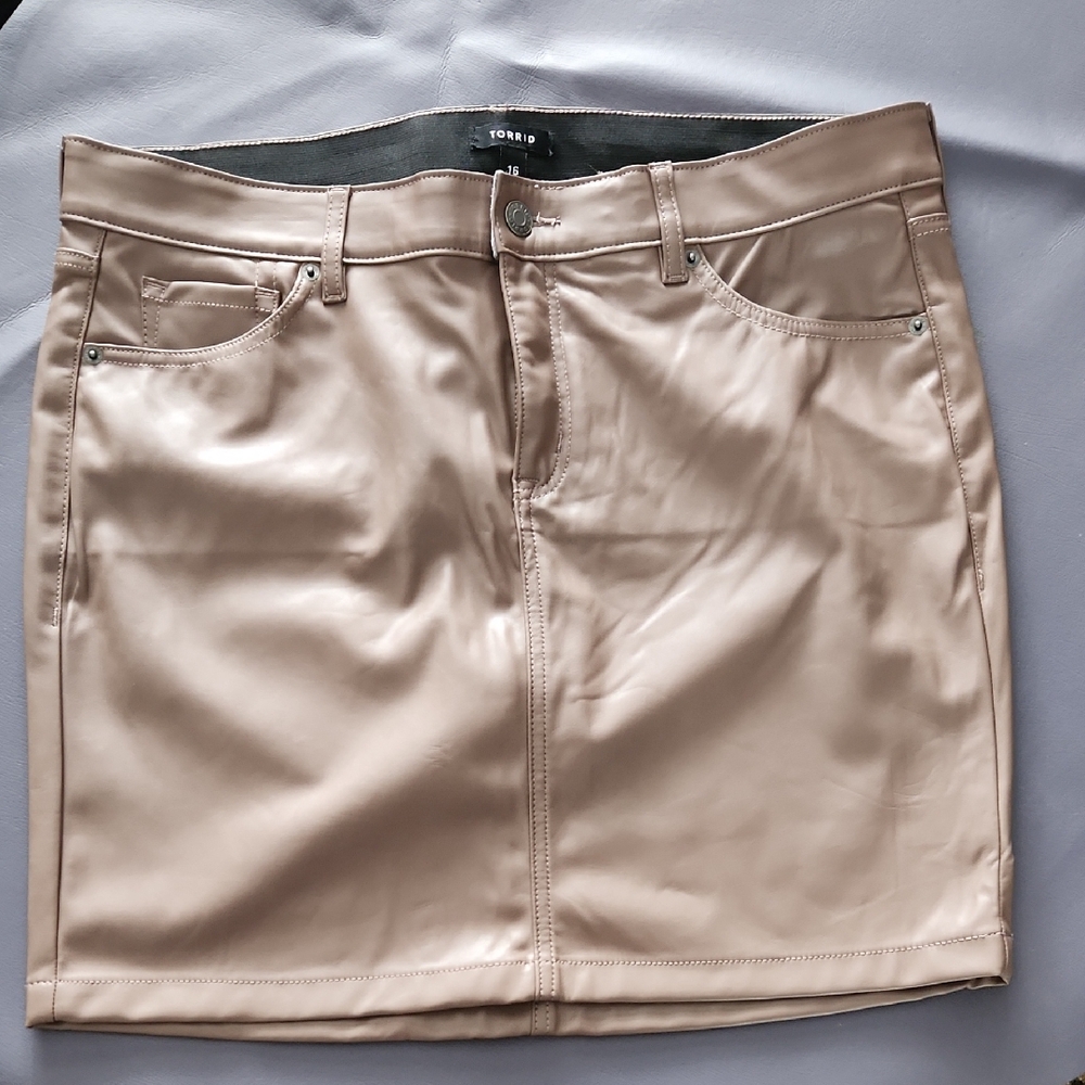 Torrid Pleater Skirt